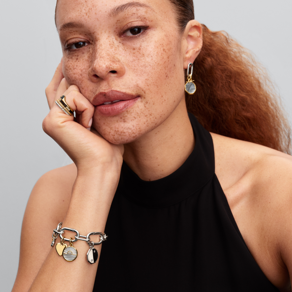 Sunrise Medallion Charm
14k gold plating