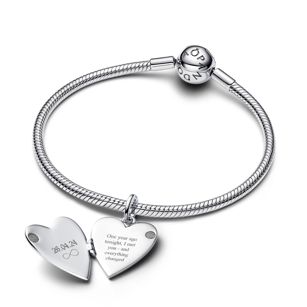 Engravable Openable Heart Tag Pendant
Sterling silver