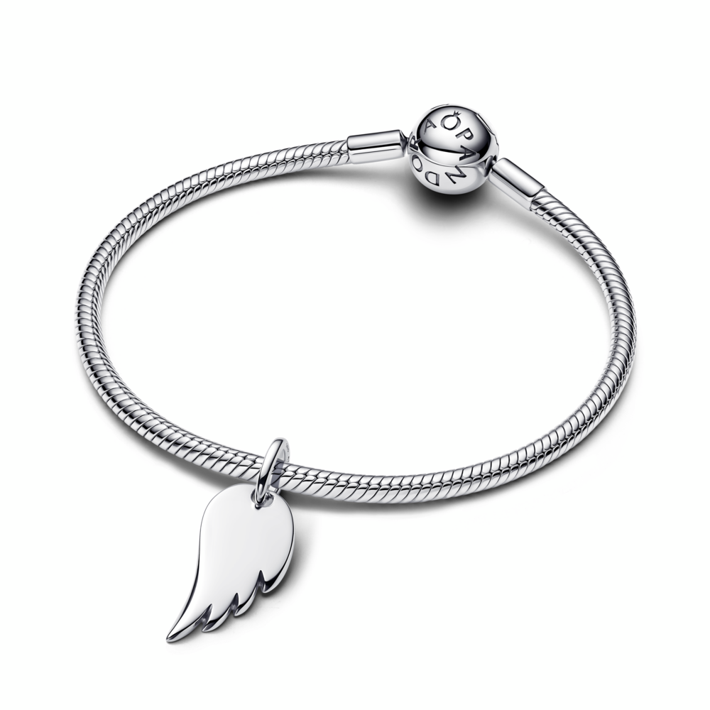 Engravable Angel Wing Tag Pendant
Sterling silver