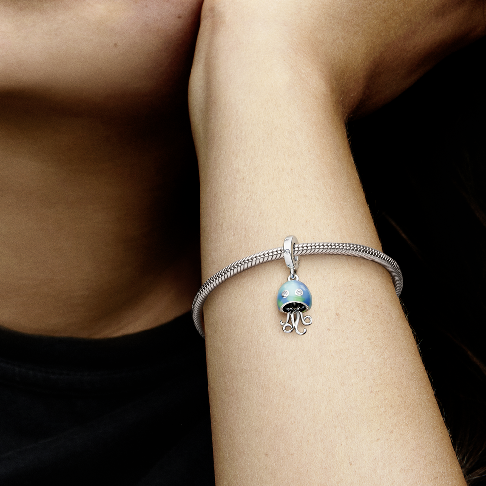 Colour-changing Jellyfish Dangle Charm