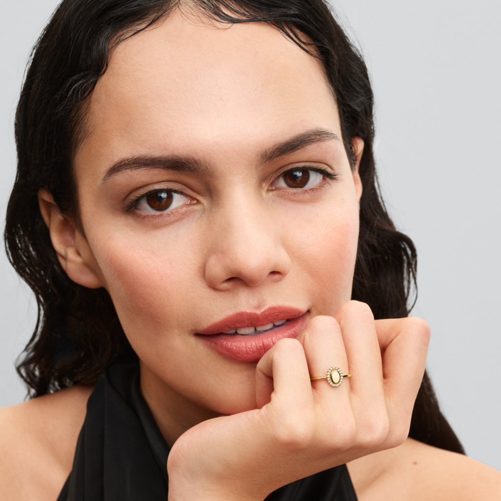 Engravable Oval Halo Ring