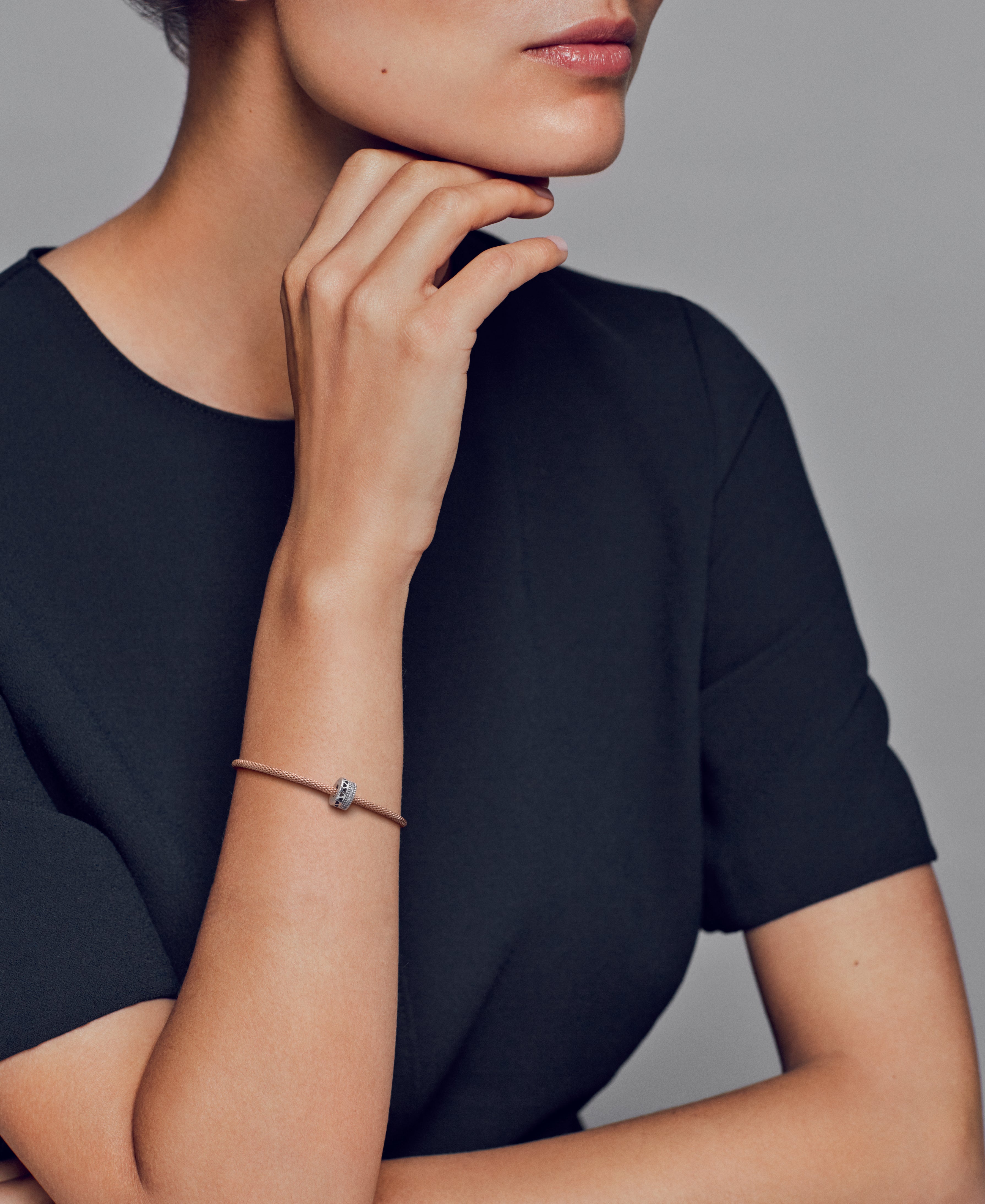 Hearts silver spacer with clear cubic zirconia