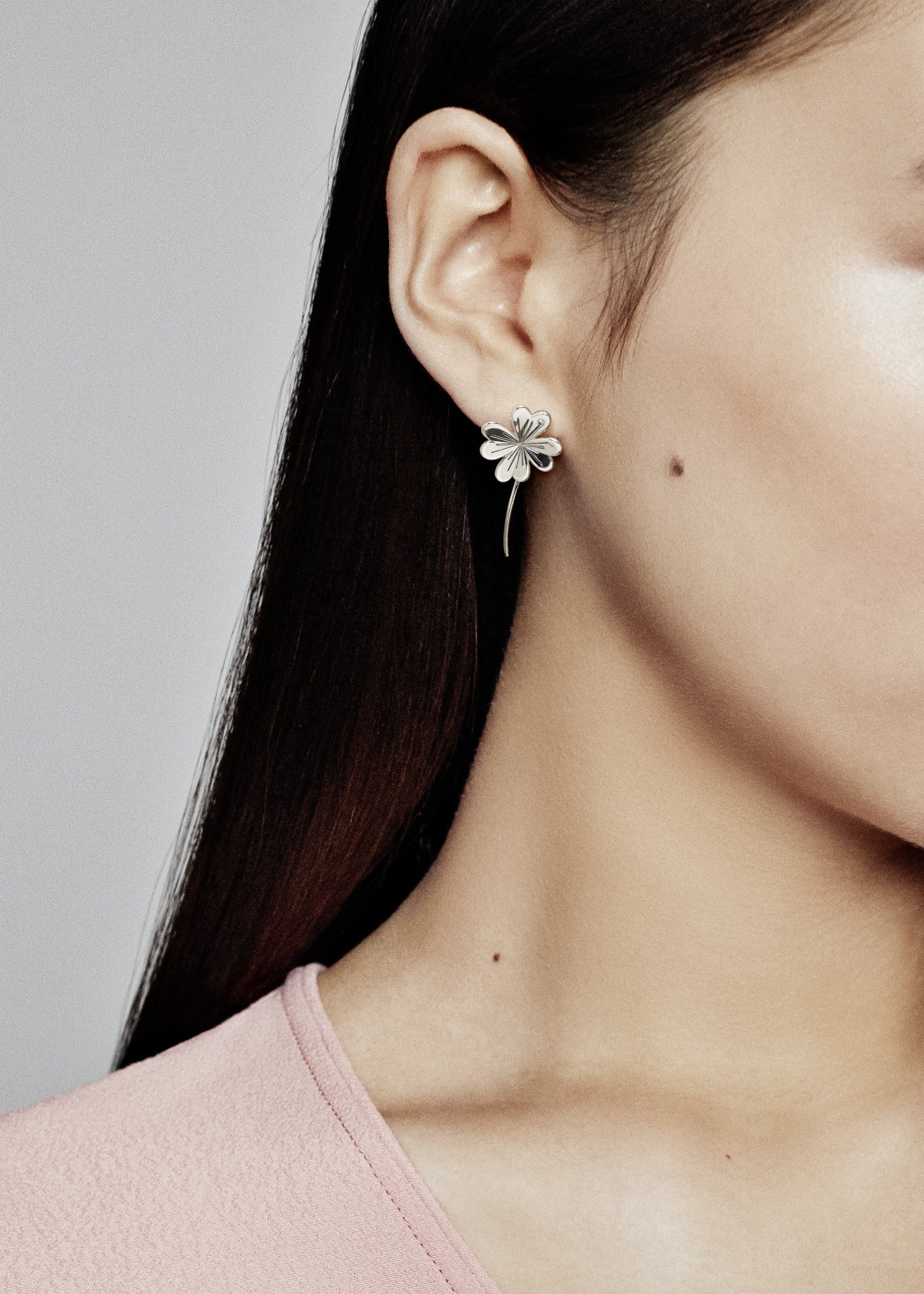 Clover silver earrings with clear cubic zirconia