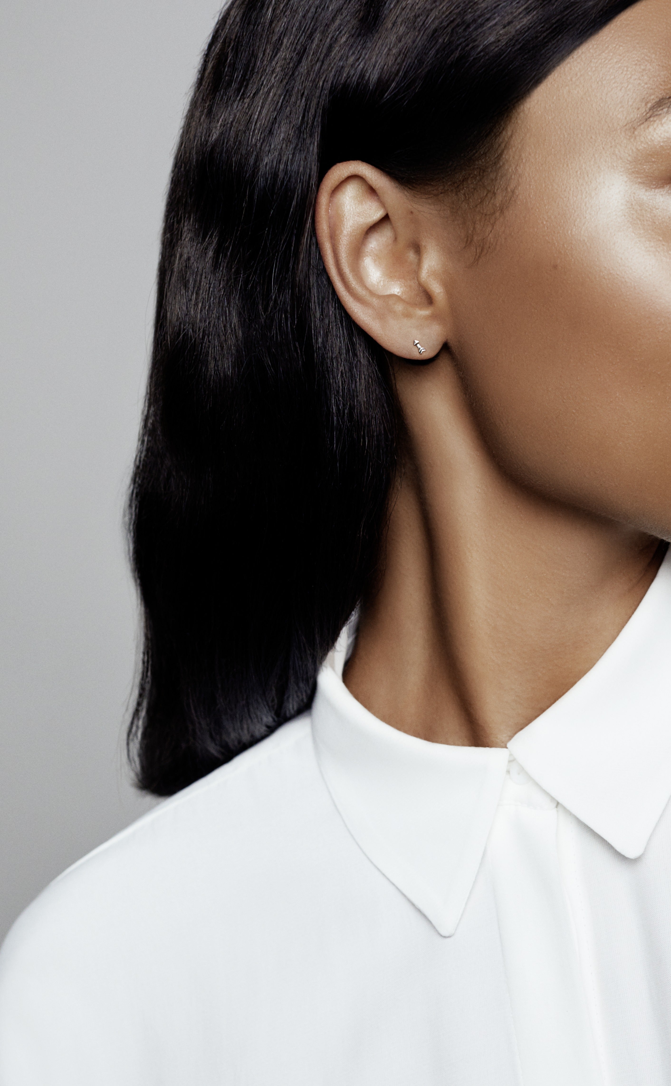 Arrow sterling silver stud earring