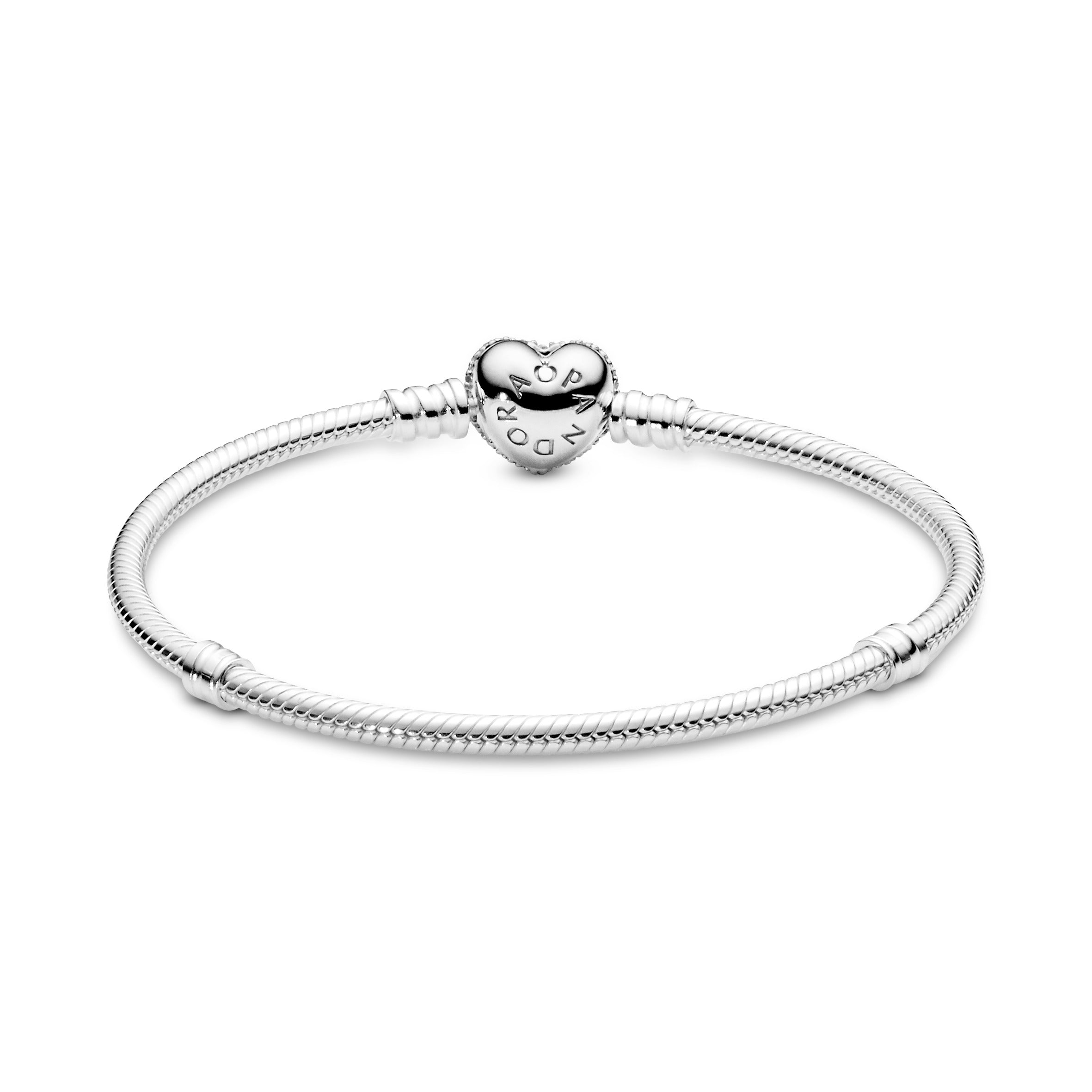 Silver bracelet with heart-shaped clasp and cubic zirconia