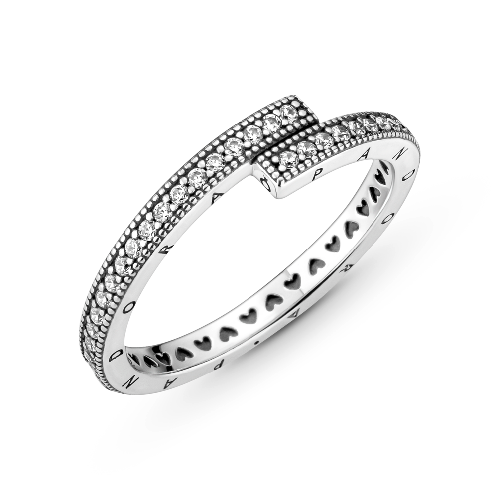 Sparkling Overlapping Ring