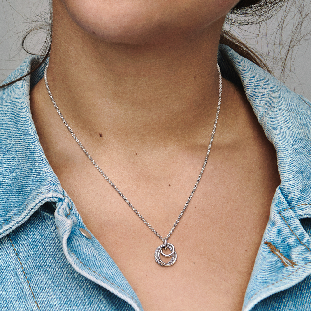 Interlocking heart necklace store pandora