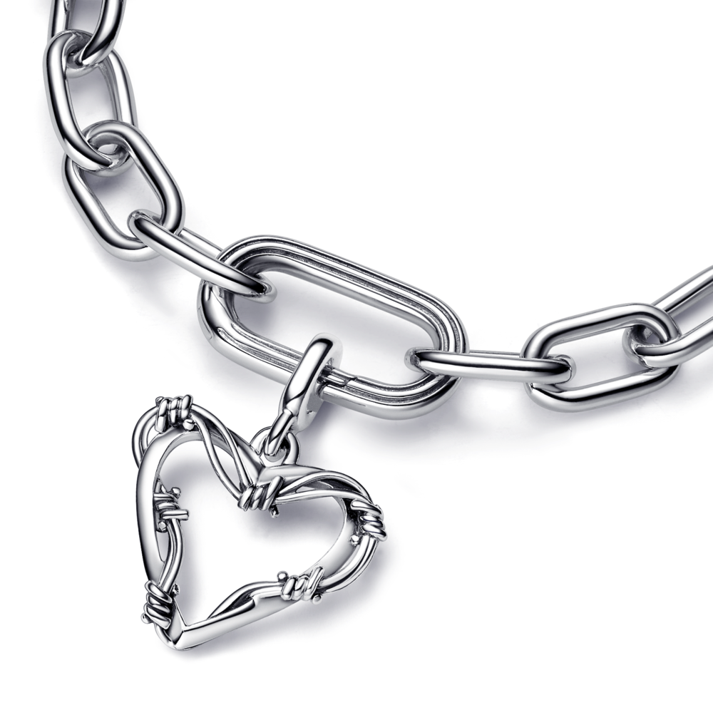 Pandora ME Wire Heart Medallion