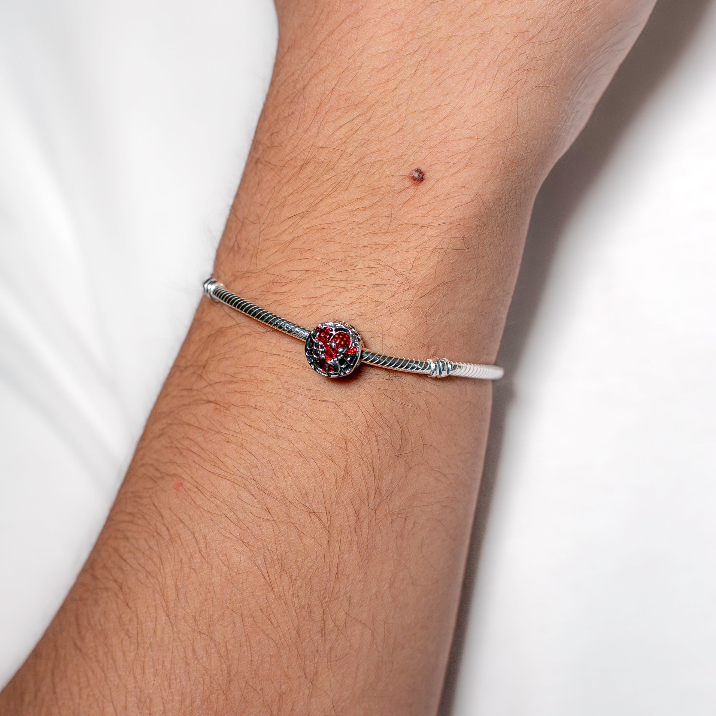 Marvel Spider-Man Soaring City Charm