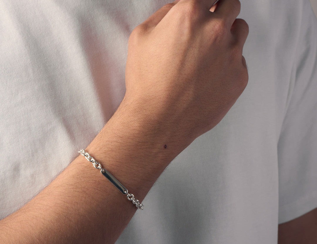 Engravable Bar Link Bracelet
