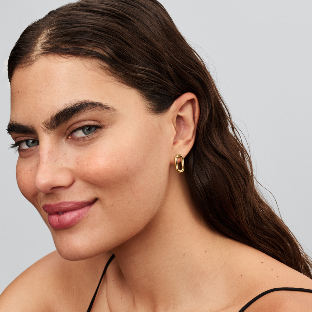 Openable Stud Earring