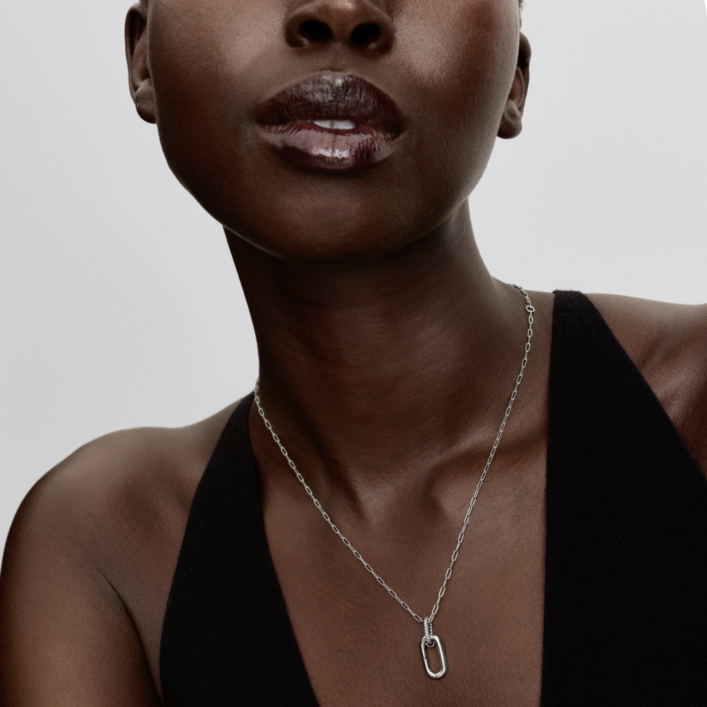 Openable Link Pendant Necklace
Sterling silver