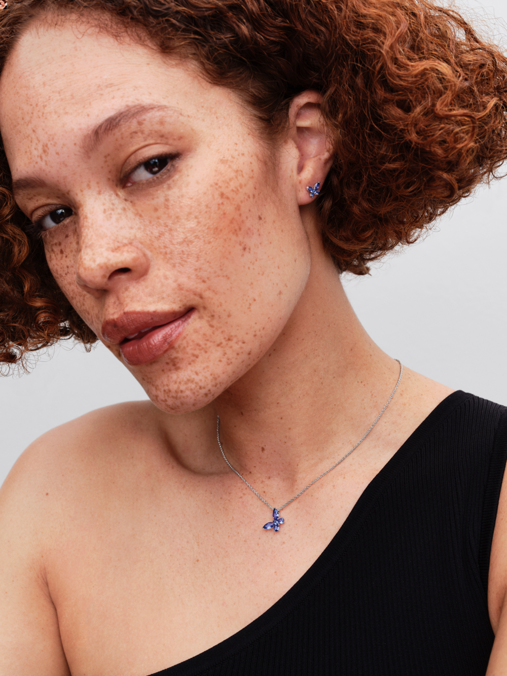 Butterfly sterling silver collier with cornflower blue crystal and clear cubic zirconia