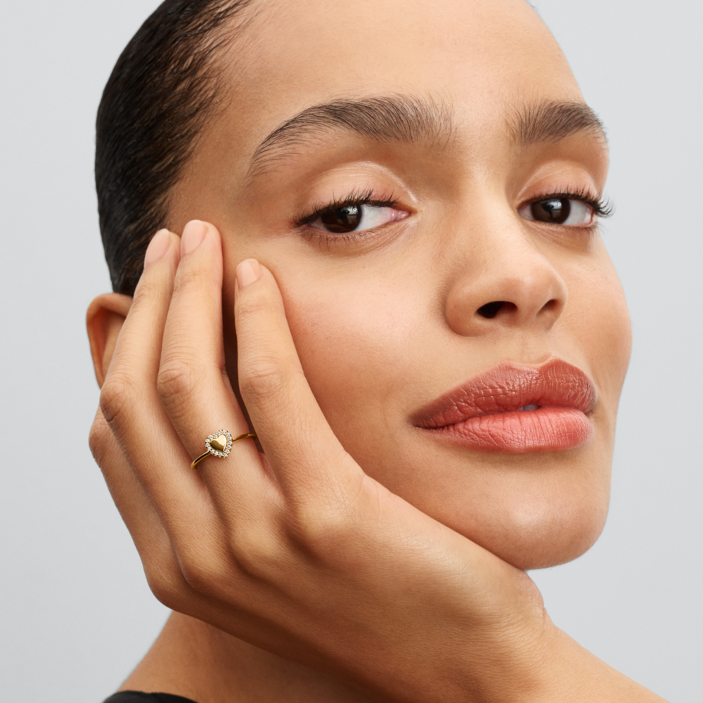 Engravable Heart Halo Ring