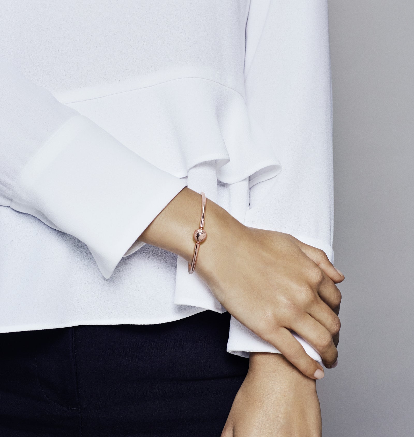 Pandora rose bangle shop