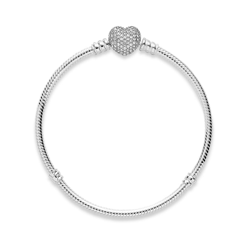Silver bracelet with heart-shaped clasp and cubic zirconia