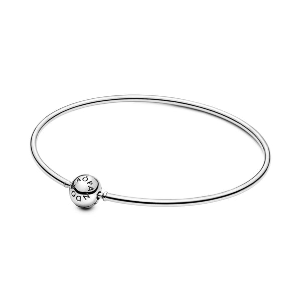 Sterling silver bangle