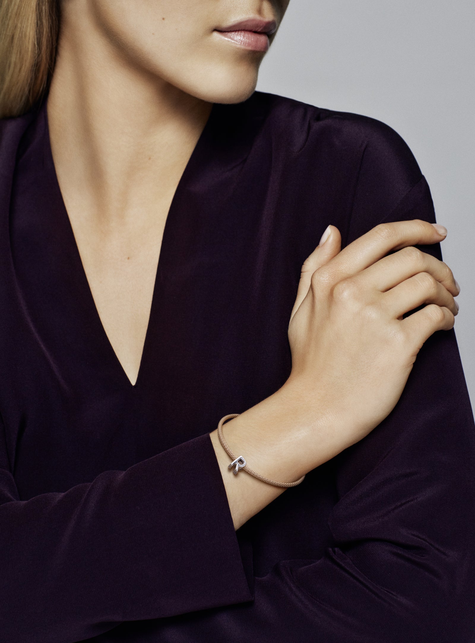 Letter R silver charm Pandora Jordan