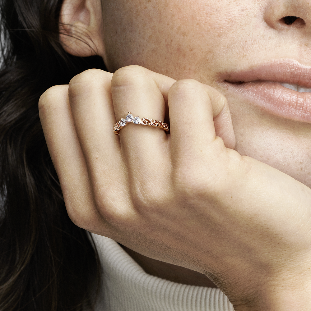 Pandora royalty ring on sale