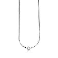 Silver necklace with round clasp